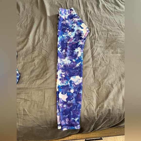 Used High Waist Peloton Legging - Picture 2 of 7